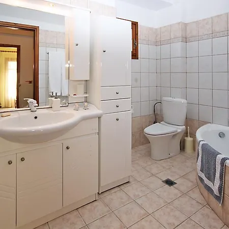 Holiday home Rose Nikiti (Sithonia)